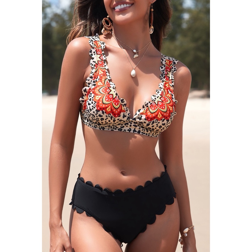Floral Print Scallop Trim Bikini Set